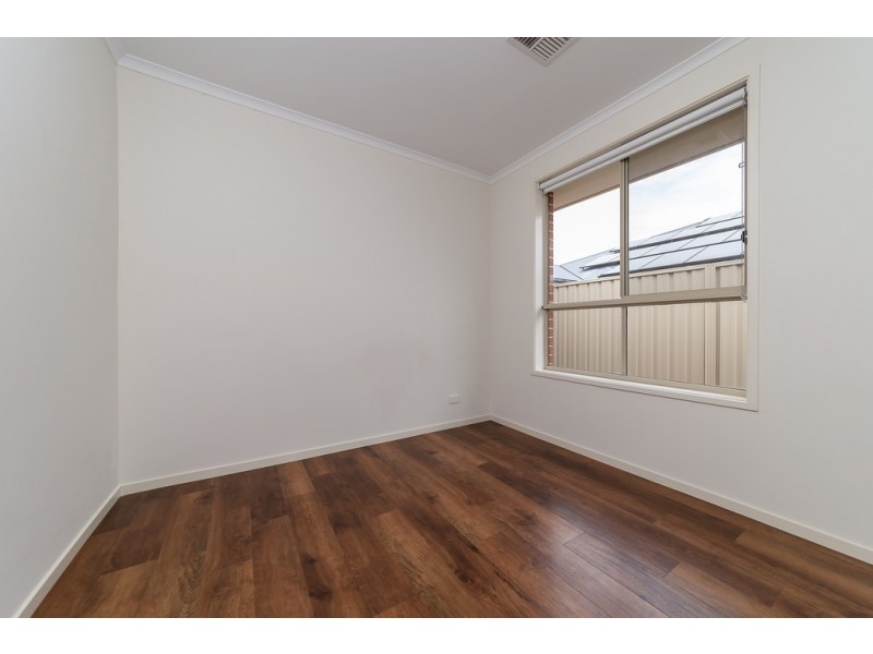 7 Wilson Court, Reid SA 5118