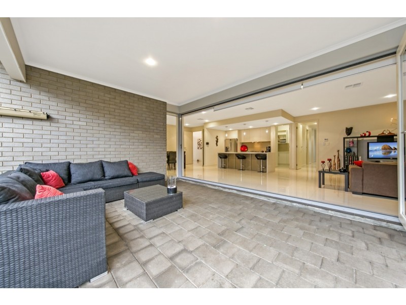 71 Swinden Crescent, Blakeview SA 5114