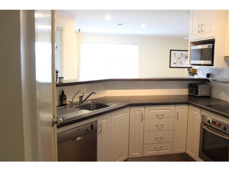 12 Carignane Crt, Tanunda SA 5352