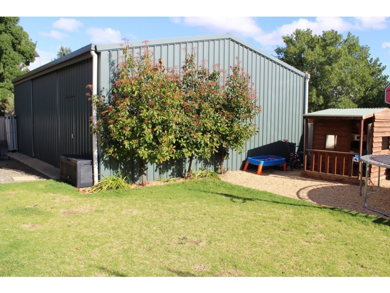 12 Carignane Crt, Tanunda SA 5352