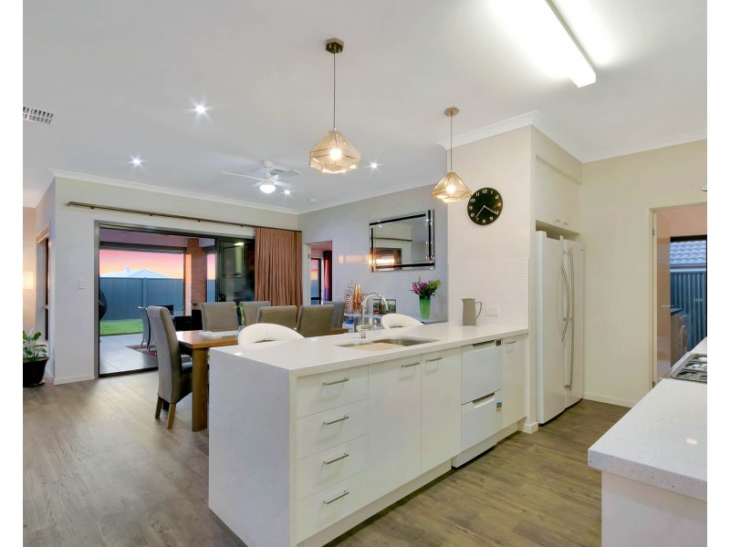 16 Poole Street, Gawler East SA 5118