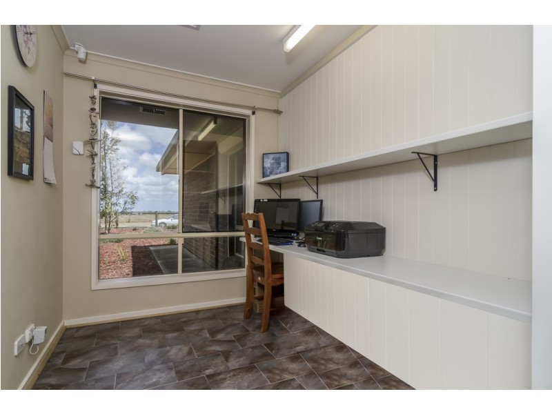 35 Cliff Road, Roseworthy SA 5371