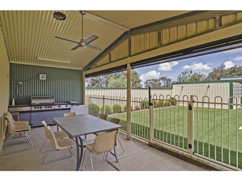 35 Cliff Road, Roseworthy SA 5371