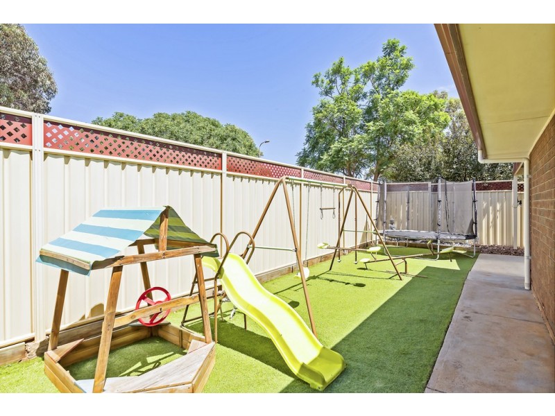 21 Hindmarsh Boulevard, Evanston Gardens SA 5116