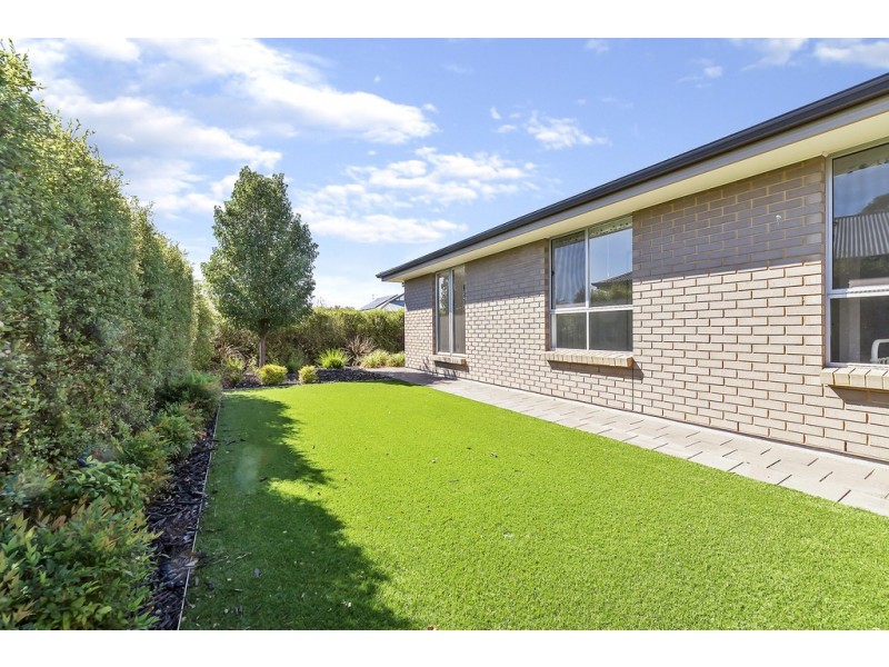 2 Parkes Court, Evanston Gardens SA 5116
