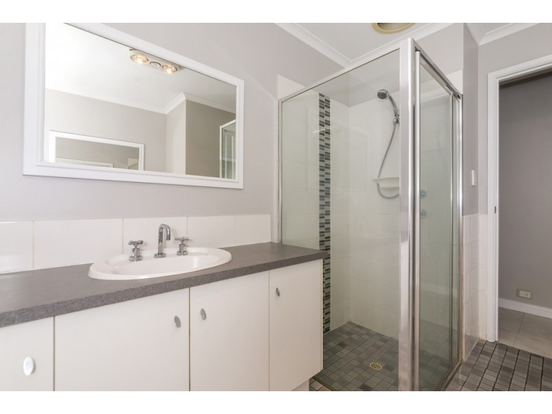 10 Halbert Court, Andrews Farm SA 5114