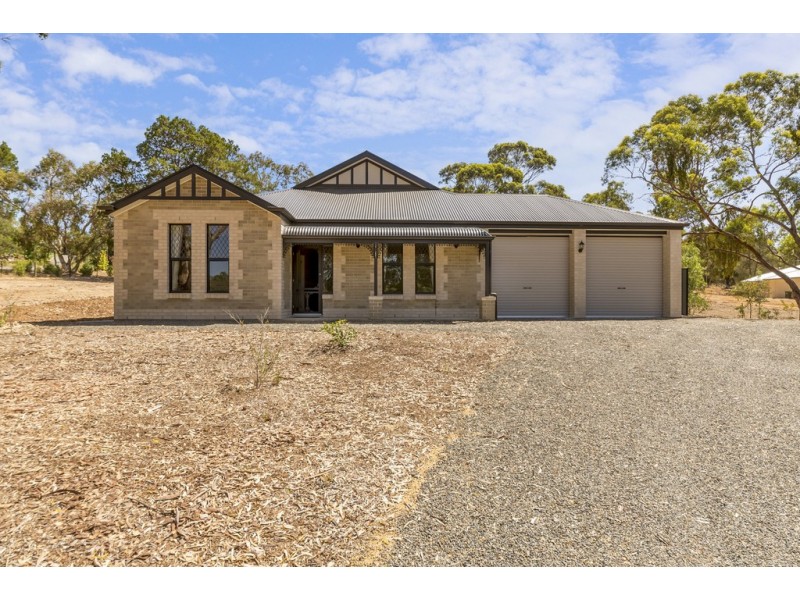 5 Cyril Minge Road, Williamstown SA 5351
