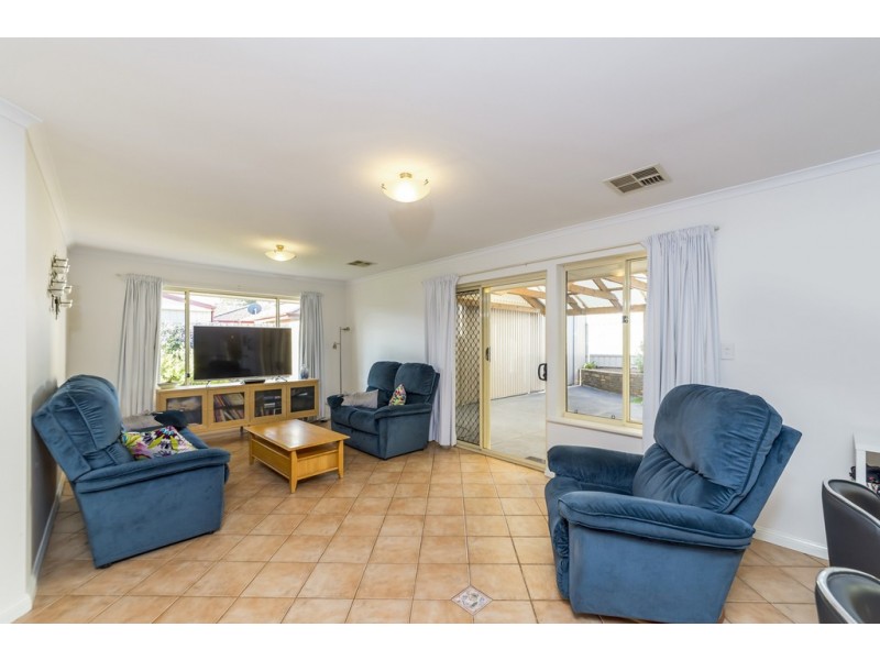 4 Springfield Court, Evanston Park SA 5116