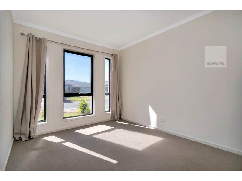 75 Admiralty Circuit, Smithfield SA 5114