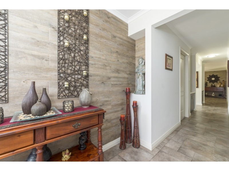 1 Trestrail Circuit, Williamstown SA 5351