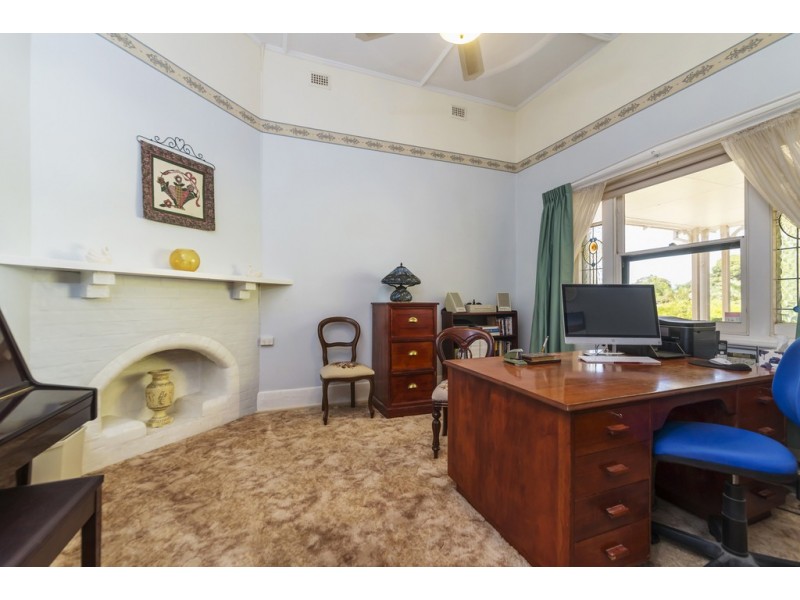 24 Balaklava Road, Mallala SA 5502