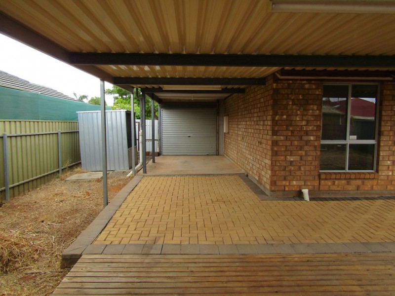 15 Bredford Grove, Andrews Farm SA 5114