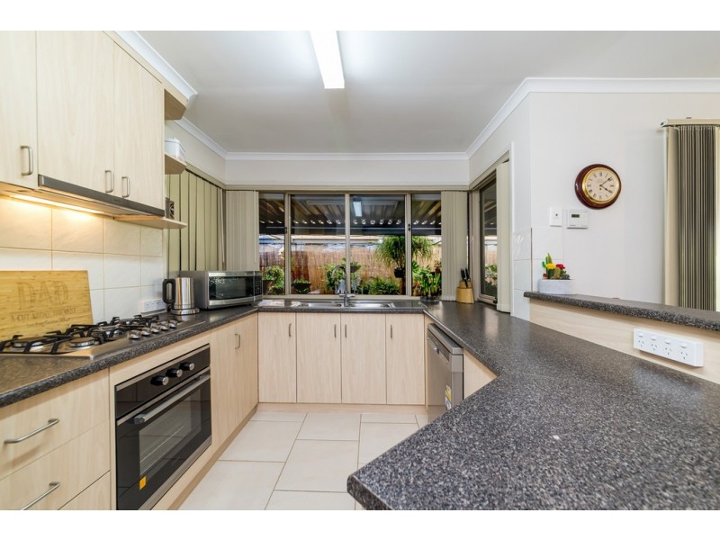 1 Makin Court, Evanston Park SA 5116