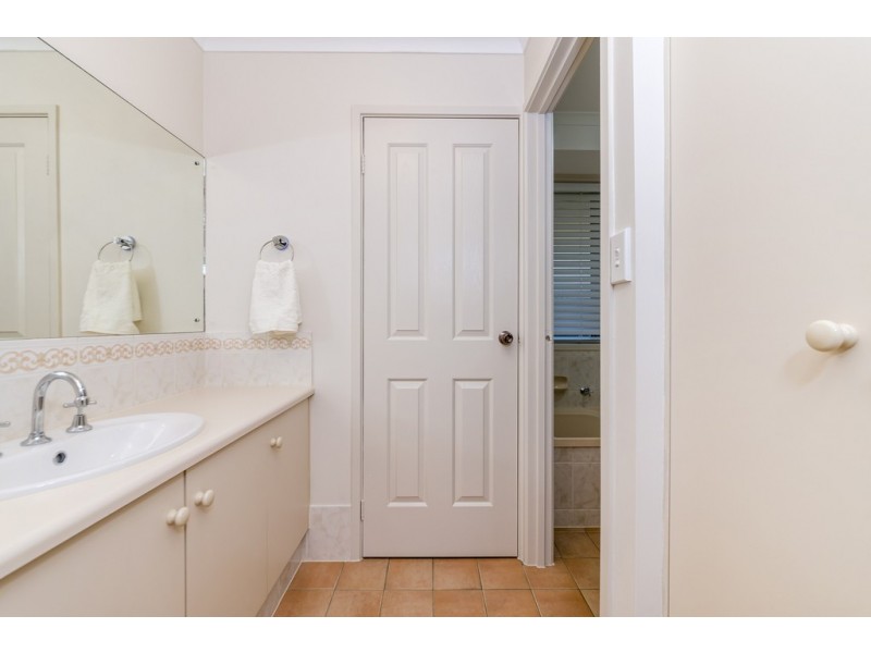 1 Makin Court, Evanston Park SA 5116