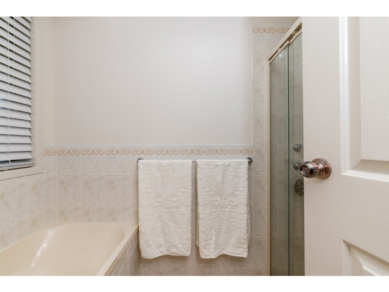 1 Makin Court, Evanston Park SA 5116