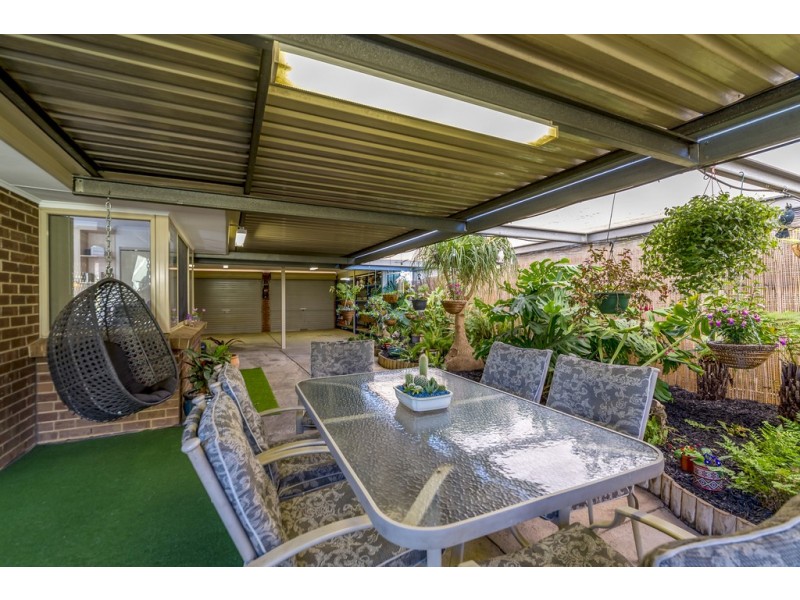 1 Makin Court, Evanston Park SA 5116