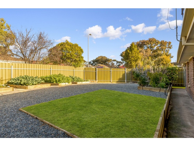 1 Makin Court, Evanston Park SA 5116