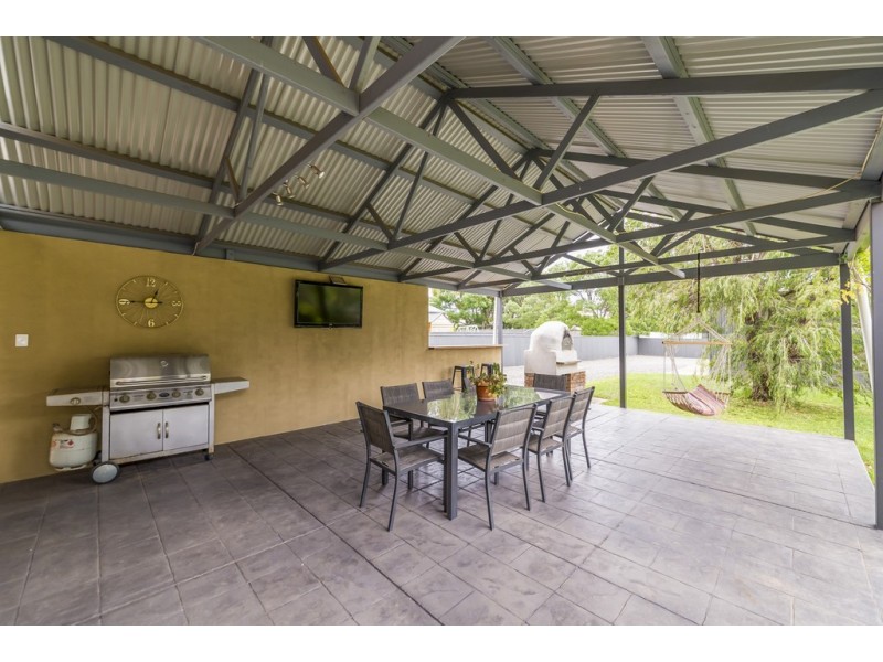 6 Queen Street, Roseworthy SA 5371