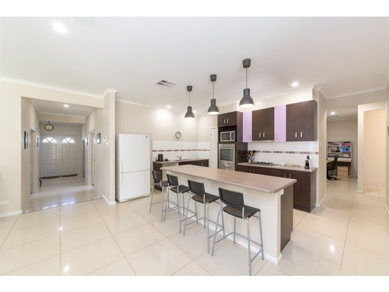 21 Bevan Street, Greenock SA 5360