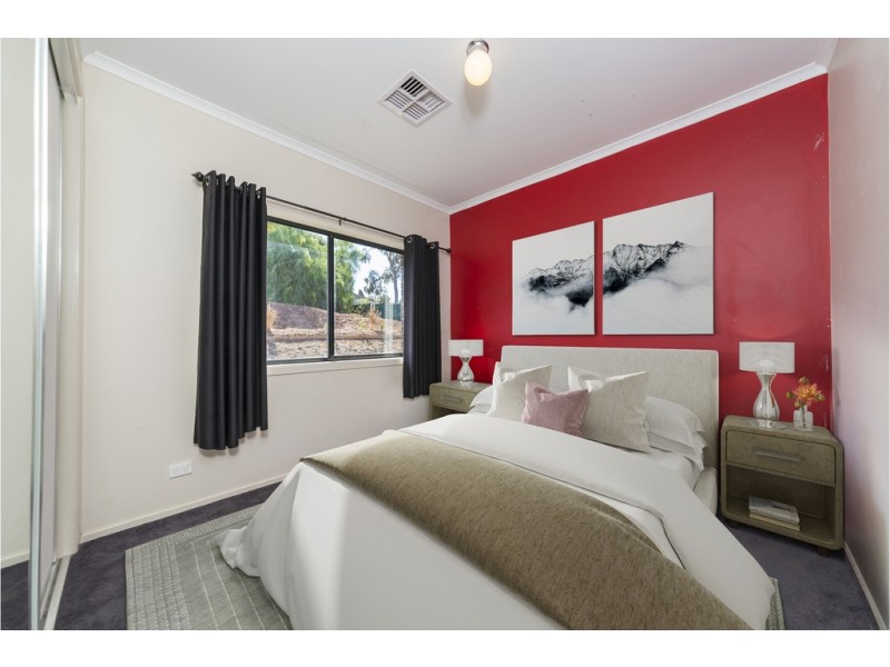 21 Bevan Street, Greenock SA 5360