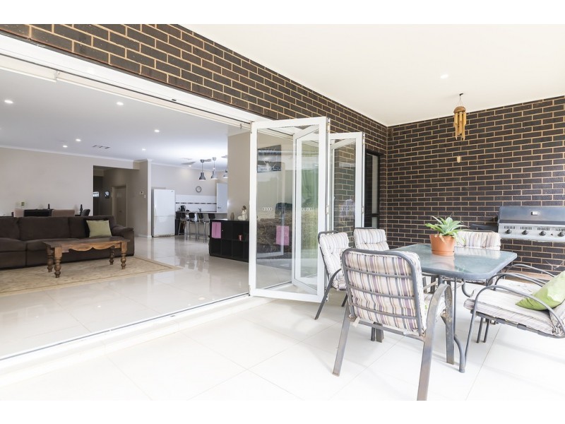 21 Bevan Street, Greenock SA 5360