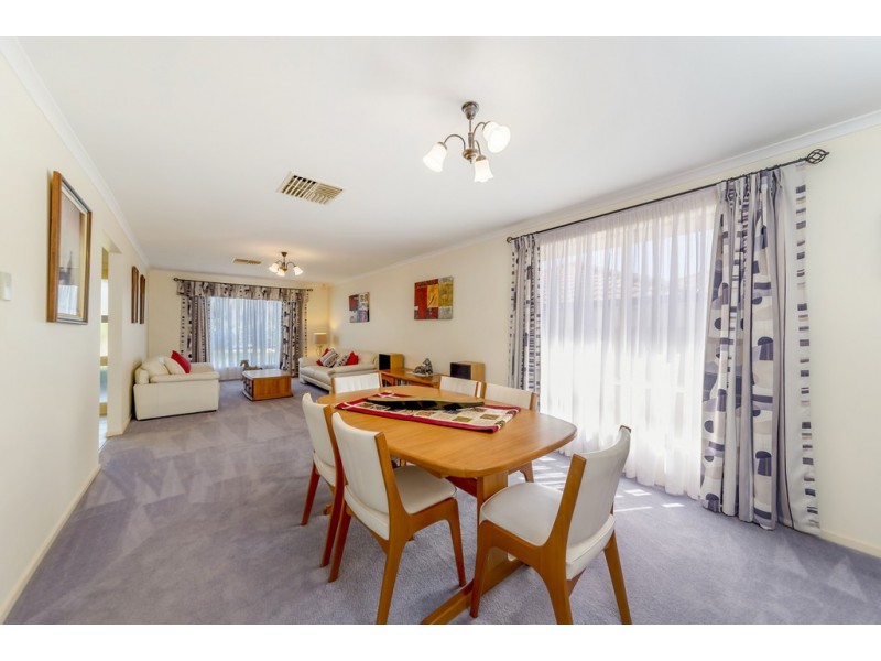 2 Bombardieri Court, Evanston Park SA 5116