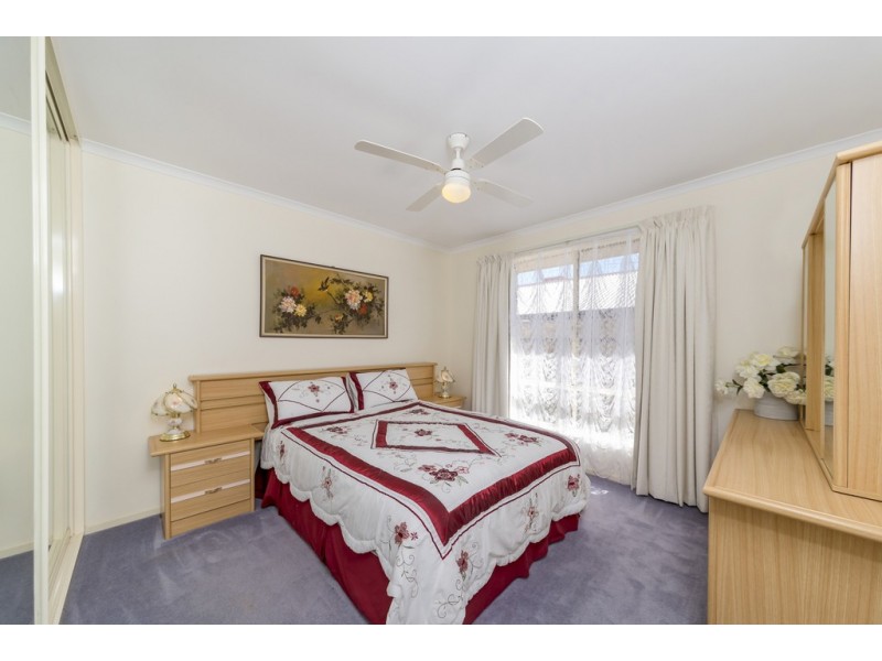 2 Bombardieri Court, Evanston Park SA 5116