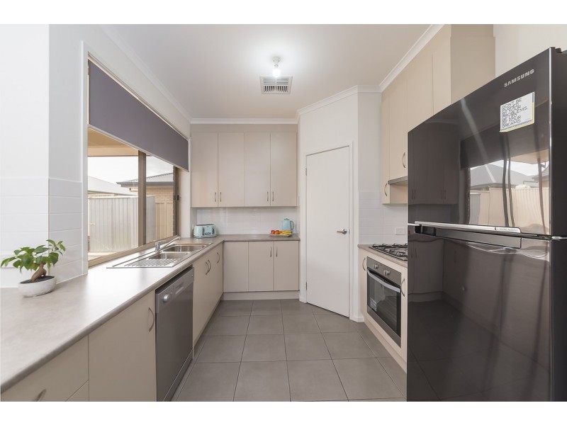 6 Cunningham Street, Reid SA 5118