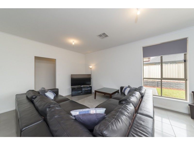 6 Cunningham Street, Reid SA 5118