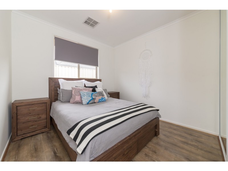 6 Cunningham Street, Reid SA 5118