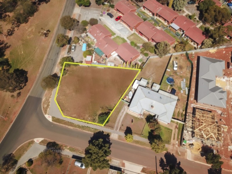 68 Garlick Road, Elizabeth Park SA 5113