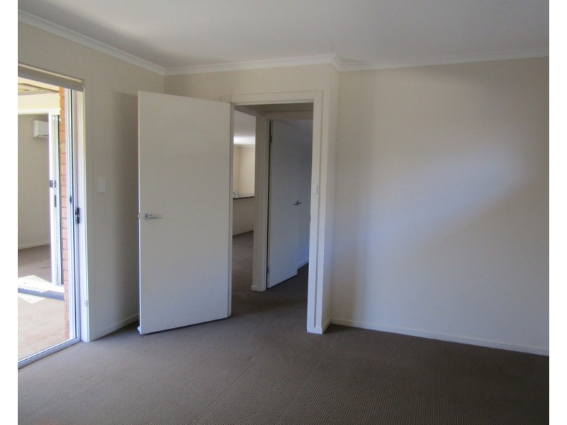 32 Lonsdale Crescent, Andrews Farm SA 5114