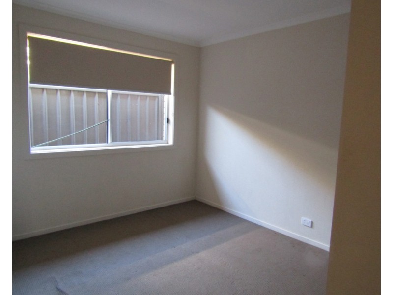 32 Lonsdale Crescent, Andrews Farm SA 5114