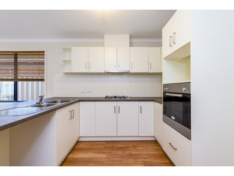 85 Admiralty Cct, Smithfield SA 5114