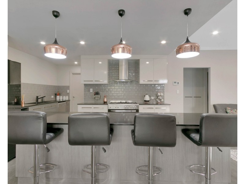 8 Curlew Court, Hewett SA 5118