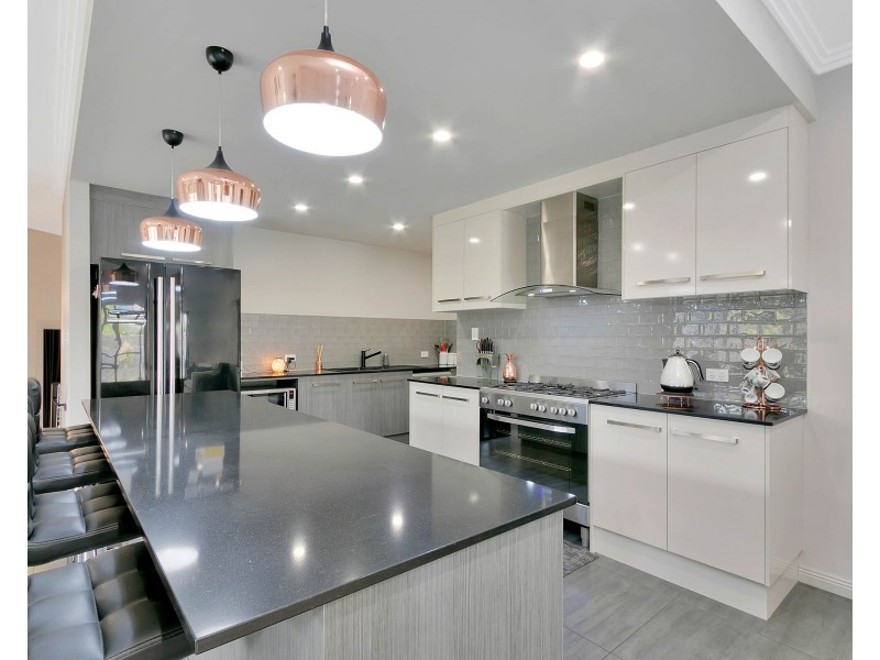 8 Curlew Court, Hewett SA 5118