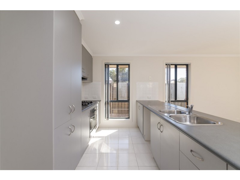 7 Almond Circuit, Munno Para West SA 5115