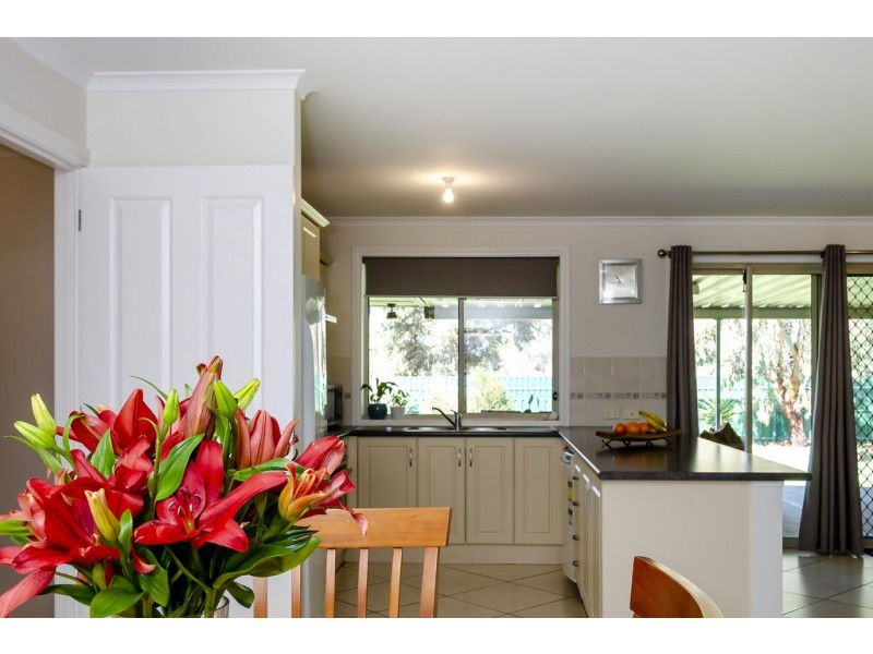 26 Hall Road, Redbanks SA 5502