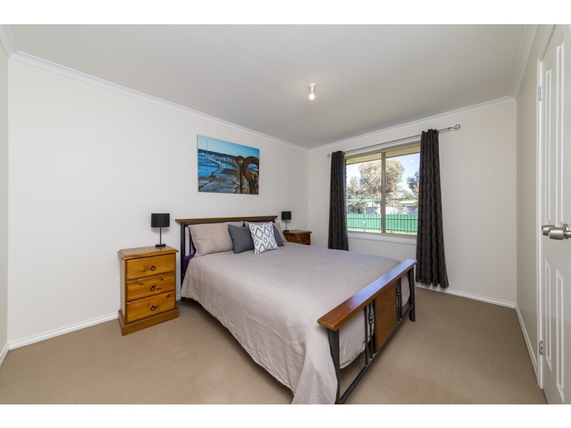 26 Hall Road, Redbanks SA 5502