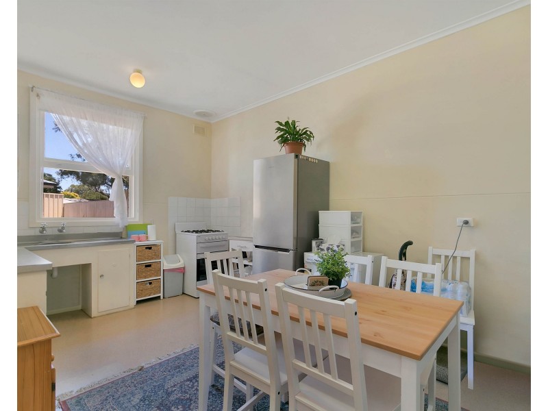 2 Elgin Avenue, Evanston SA 5116