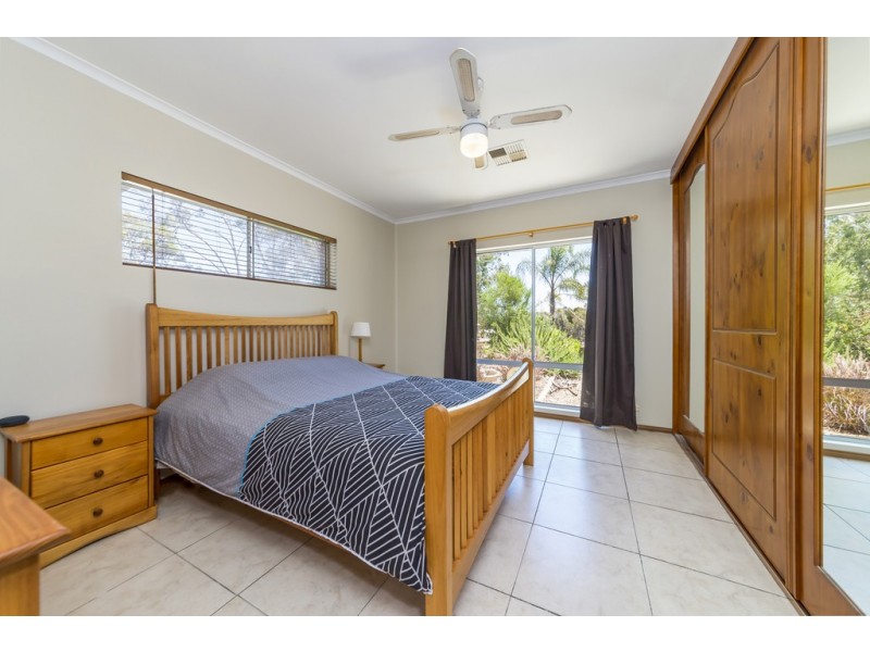 348 Pimpala Road, Cockatoo Valley SA 5351