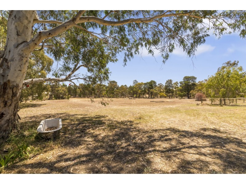 348 Pimpala Road, Cockatoo Valley SA 5351