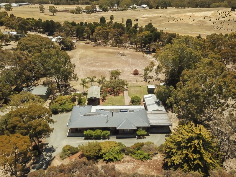 348 Pimpala Road, Cockatoo Valley SA 5351