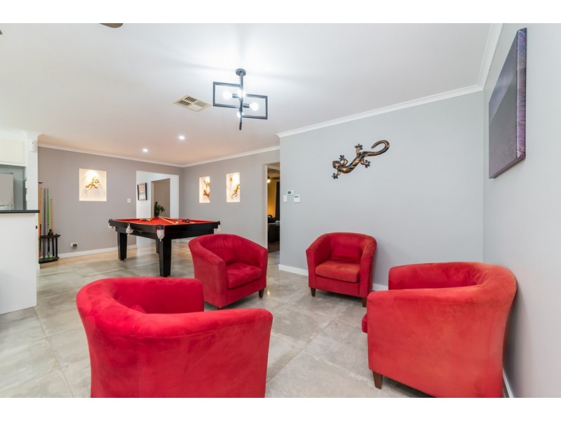 5 Thompson Circuit, Evanston Park SA 5116