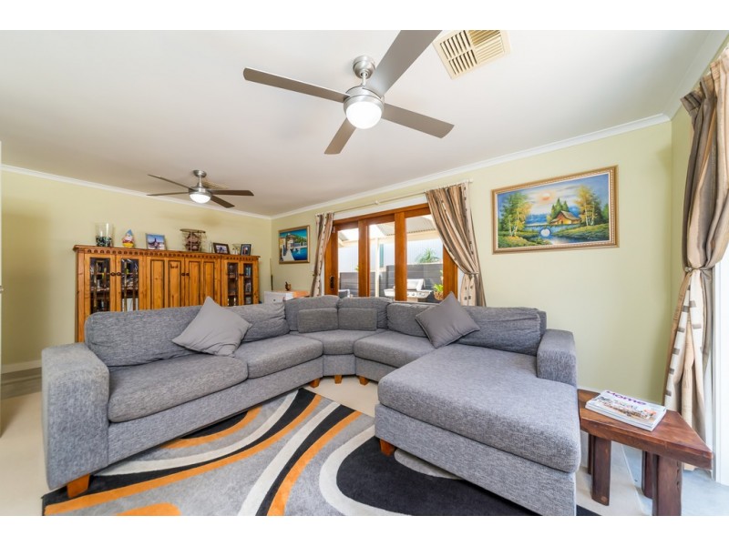 5 Thompson Circuit, Evanston Park SA 5116