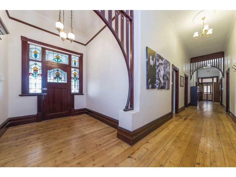 8 Lyndoch Road, Gawler East SA 5118