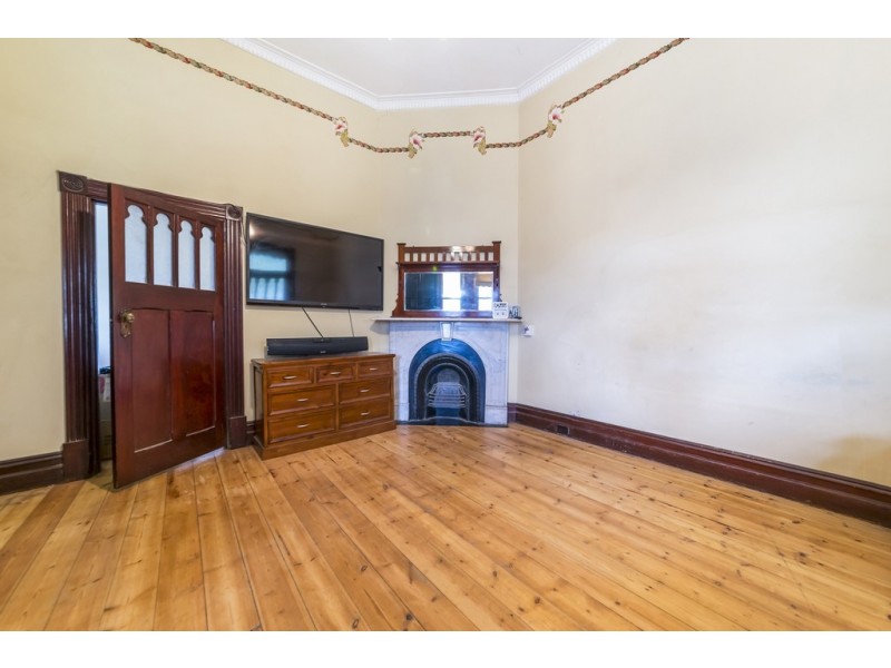 8 Lyndoch Road, Gawler East SA 5118