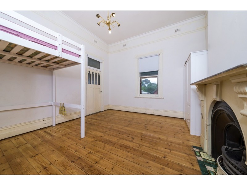 8 Lyndoch Road, Gawler East SA 5118