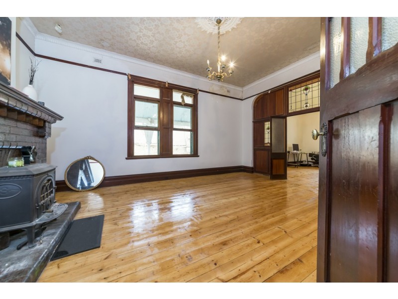 8 Lyndoch Road, Gawler East SA 5118