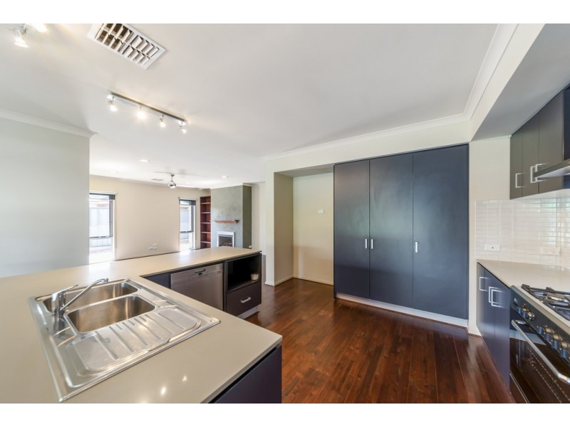 5 Schliebs Road, Stockwell SA 5355